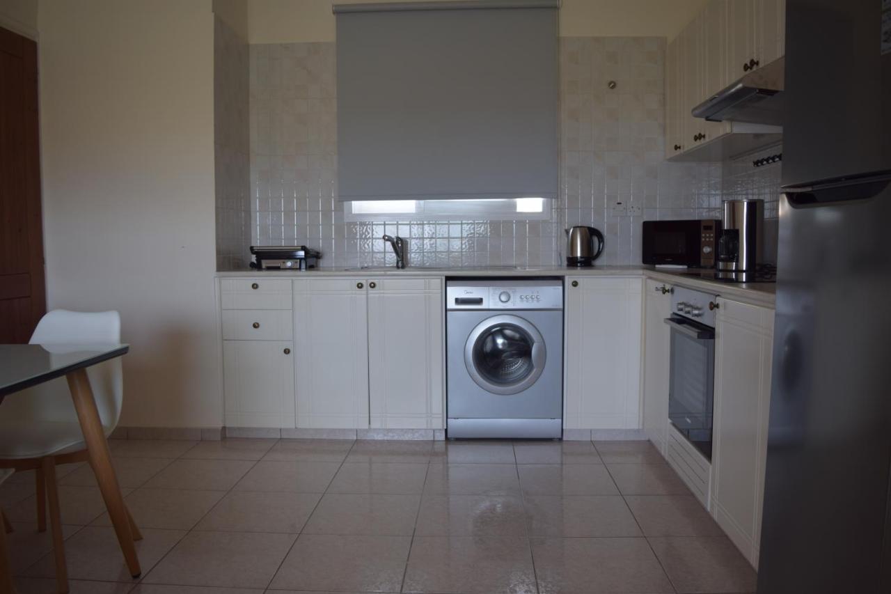 Eden Heights Sea View Apartment 203 - By Imh Travel & Tours Paphos 外观 照片