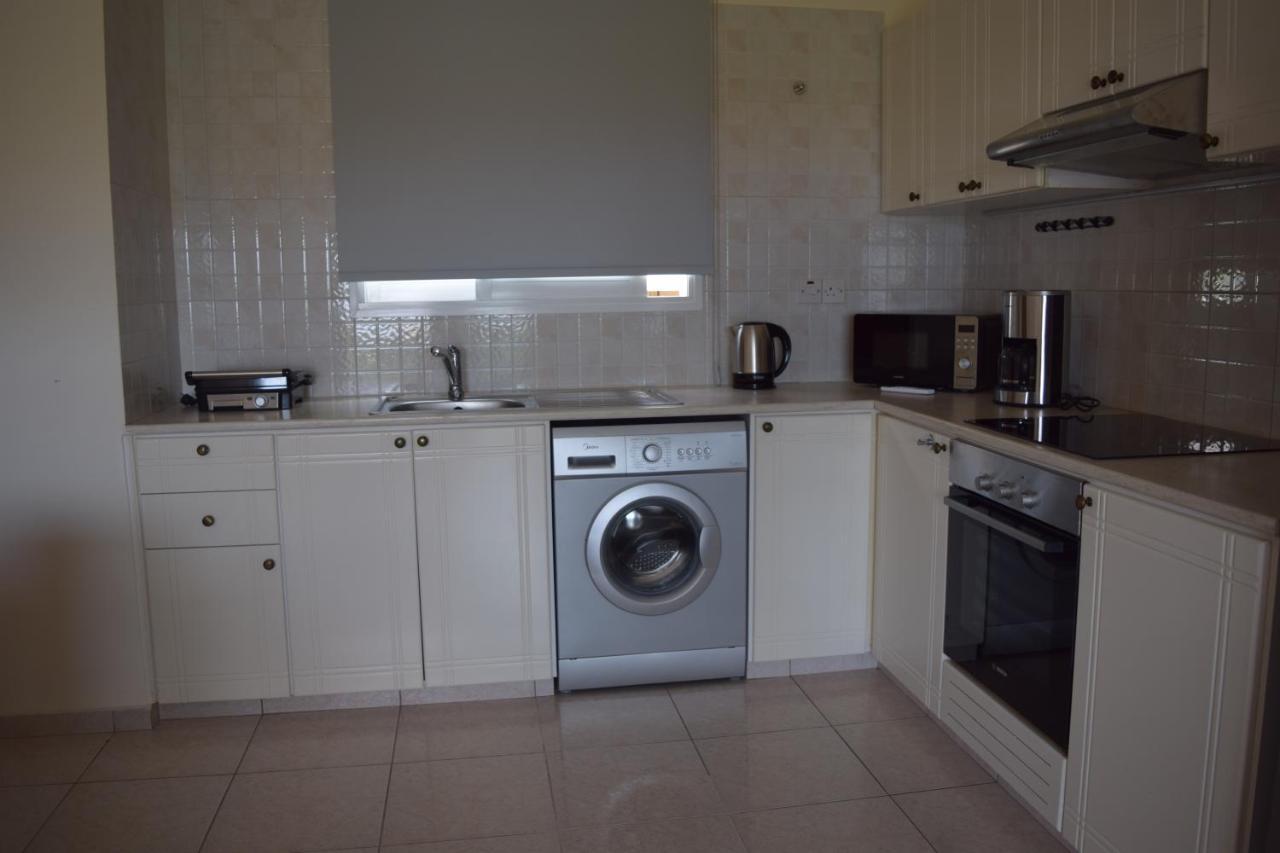 Eden Heights Sea View Apartment 203 - By Imh Travel & Tours Paphos 外观 照片