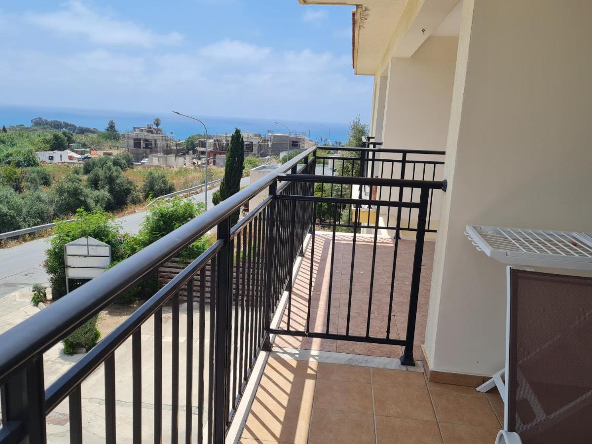 Eden Heights Sea View Apartment 203 - By Imh Travel & Tours Paphos 外观 照片